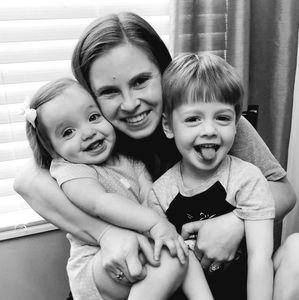 Meet your Posher, Hillary